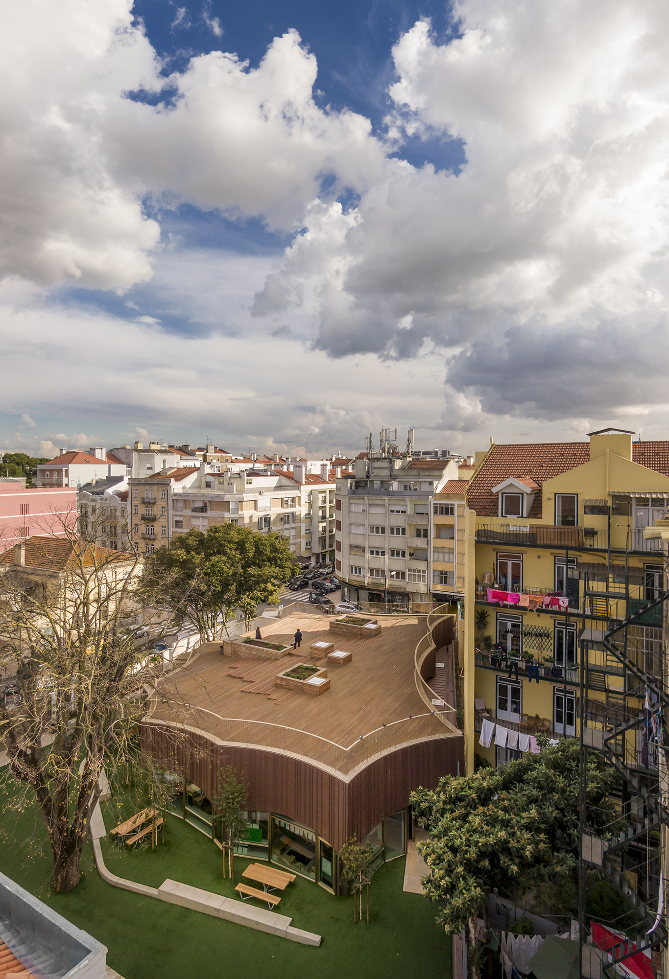 Fotografia — Redbridge School, Campo de Ourique, Lisboa, Portugal