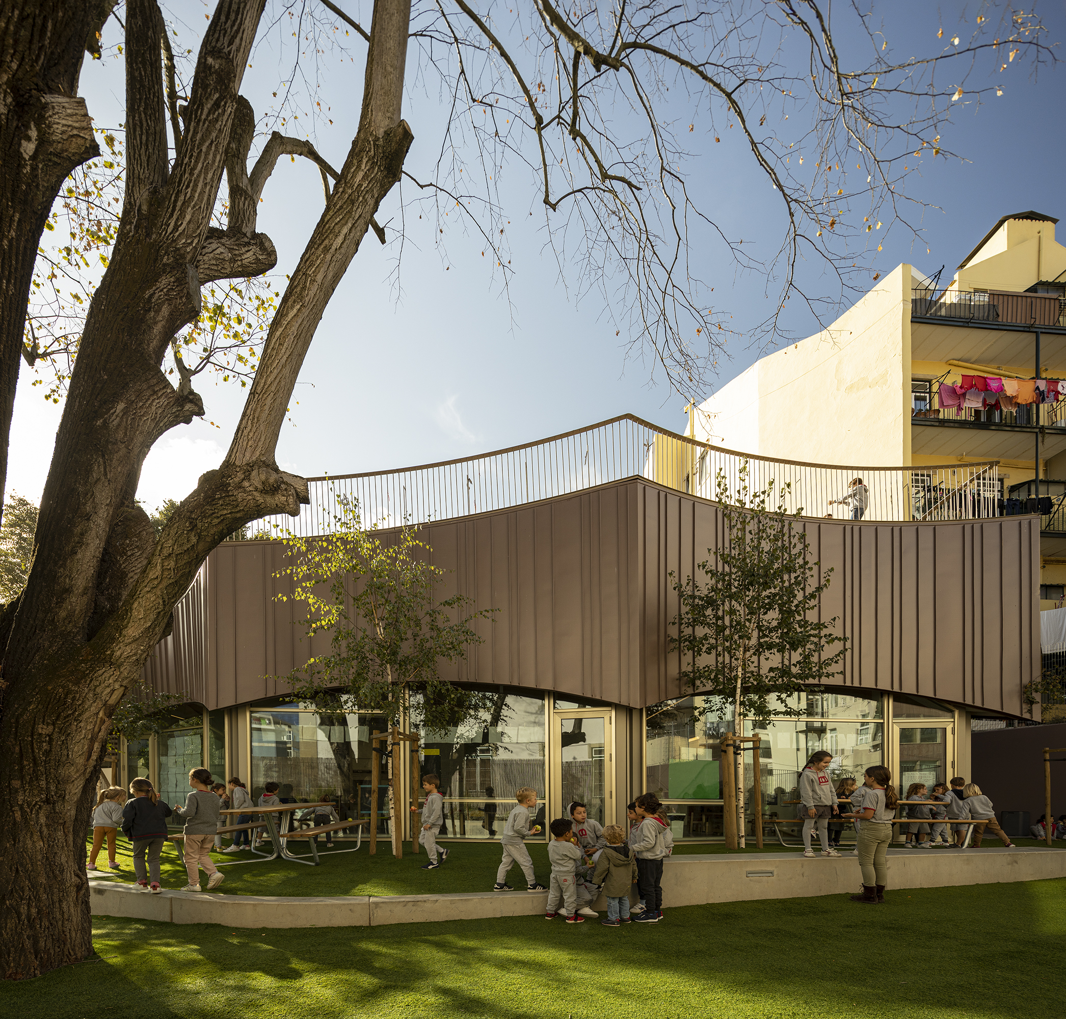 Fotografia — Redbridge School, Campo de Ourique, Lisboa, Portugal